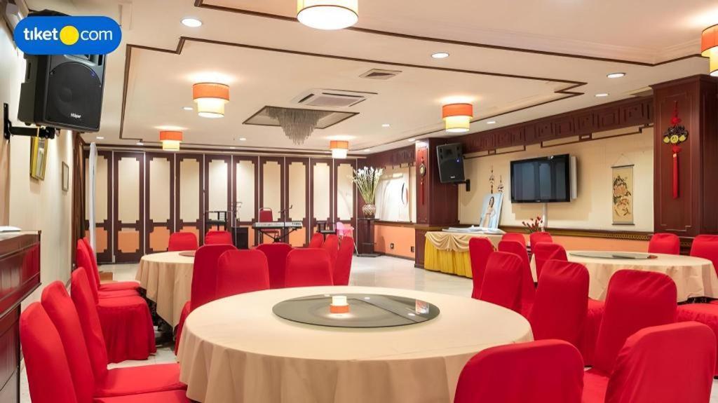 Regent'S Park Hotel Malang Kültér fotó