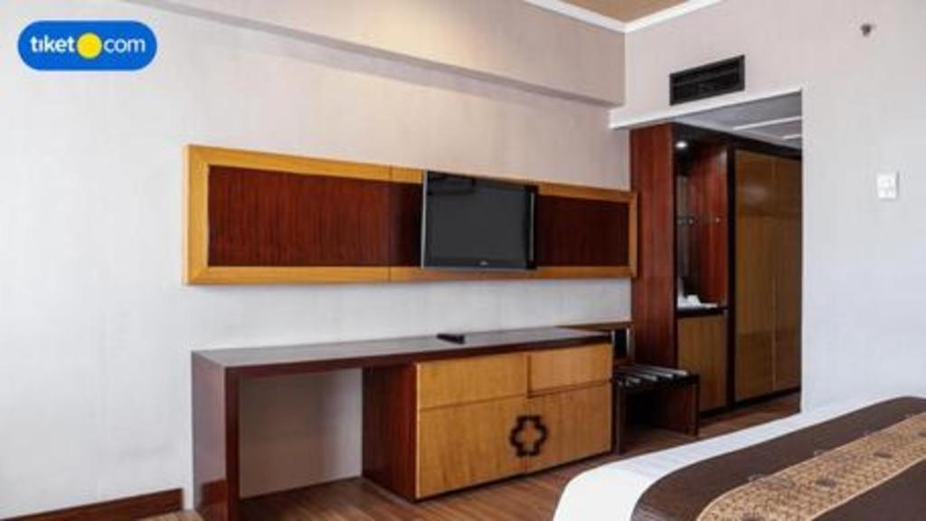 Regent'S Park Hotel Malang Kültér fotó